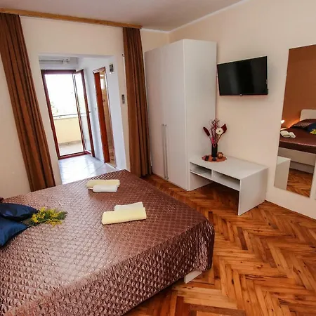 Ritosa Apartment